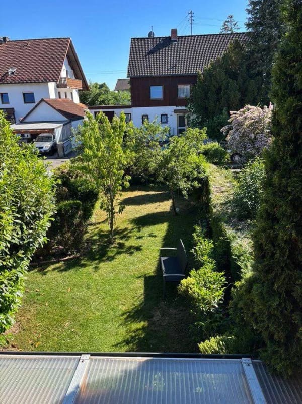Immobilie in Hallbergmoos - Platz für die gesamte Familie in zentraler Lage zum Flughafen  - Bild 2