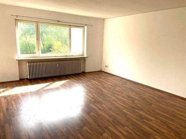 Immobilie in Schmidmühlen - Erdgeschoß-ETW mit Balkon, Gartenanteil und Garage in einem 3-Fam.-Wohnhaus - Bild 3