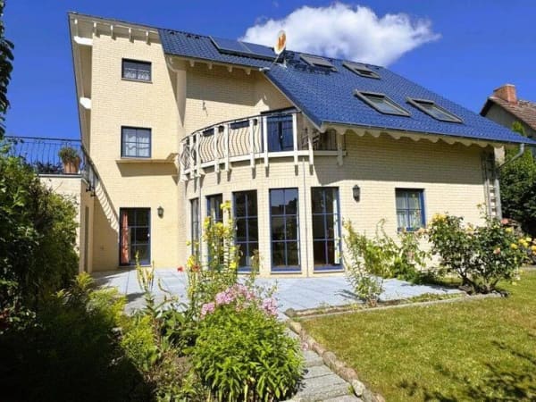 Immobilie in Putbus - Mehrgenerationen, Pflegekraft oder Seglerleidenschaft  - unmittelbare Hafennähe - - Bild 0