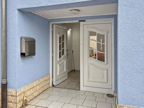 Immobilie in Oberhausen-Rheinhausen - Dachgeschosswohnung in Oberhausen-Rheinhausen (Rheinhausen) - Bild 2