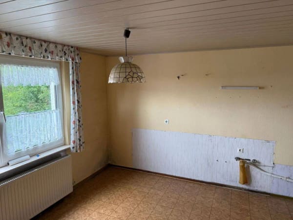 Immobilie in Bad Liebenstein - Wohnhaus in Waldrandlage von Bad Liebenstein  - Bild 2