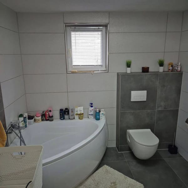 Immobilie in Zwiefalten - Saniertes Einfamilienhaus auf kleinem Grundstück mit Stellplatz und Freisitz! - Bild 4
