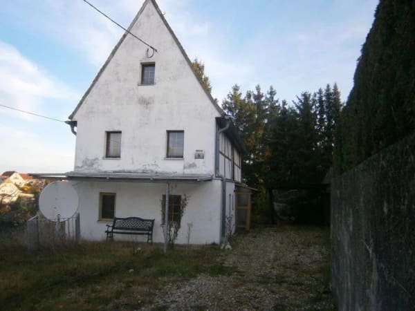Immobilie in Colditz - Für Liebhaber! - Fachwerkhaus m. NGL/Carport und Grundstück - Bild 2