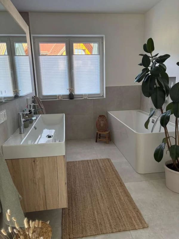 Immobilie in Fuchsstadt - Modernes und großes Einfamilienhaus Baujahr 2021 - Bild 2