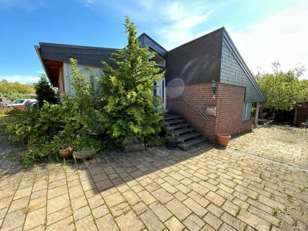 Immobilie in Baddeckenstedt - Das besondere Einfamilienhaus in ruhiger Lage von Oelber am weißen Wege - Bild 2
