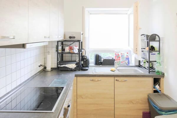 Immobilie in Gäufelden - Chance für Handwerker und Investoren: 3-Zi.-EG-Wohnung mit Terrasse - Sanierungsbedarf - Bild 2