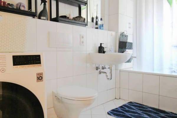 Immobilie in Gäufelden - Chance für Handwerker und Investoren: 3-Zi.-EG-Wohnung mit Terrasse - Sanierungsbedarf - Bild 4