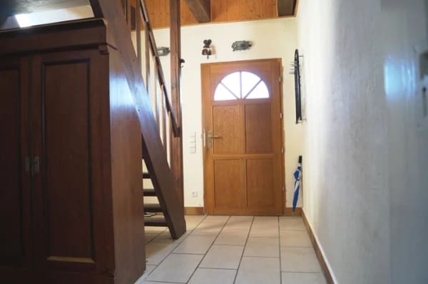 Immobilie in Rauen - Charmantes Einfamilienhaus mit großzügigem Nebengelass in ländlicher Idylle in Rauen! - Bild 3