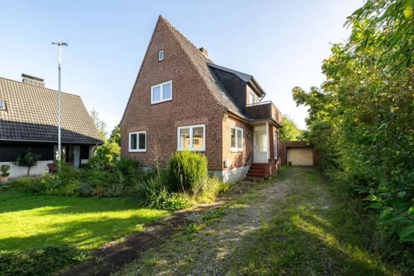 Immobilie in Glücksburg - Glücksburg: Klinkerhaus mit Gestaltungspotenzial für handwerklich versierte Käufer - Bild 1
