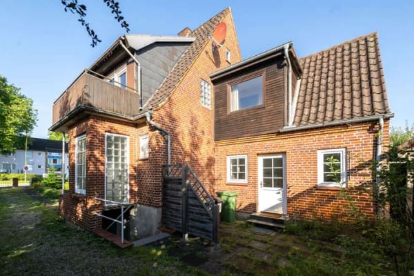 Immobilie in Glücksburg - Glücksburg: Klinkerhaus mit Gestaltungspotenzial für handwerklich versierte Käufer - Bild 2