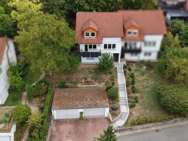 Immobilie in Lauda-Königshofen - Doppelhaushälfte in Königshofen
am Turmberg - kurzfristig verfügbar - Bild 2