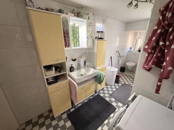 Immobilie in Wildberg - RENDITECHANCE MIT DACHTERRASSE und POTENZIAL - Bild 2