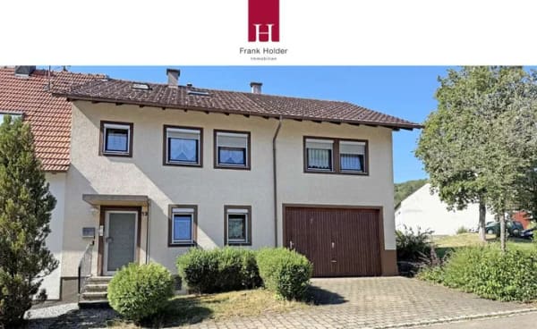 Immobilie in Gomadingen - Ein Zuhause mit vielen Räumen für die Familie mit Hobbys - Bild 0