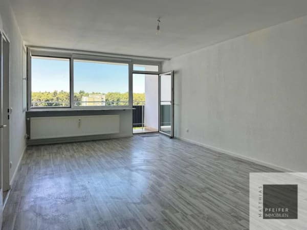 Immobilie in Obertshausen - Dachgeschosswohnung in Obertshausen - Bild 2