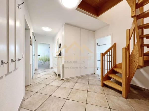 Immobilie in Laboe - Wohnen, wo andere Urlaub machen – Maisonette mit TG-Stellplatz nahe der Ostsee - Bild 4
