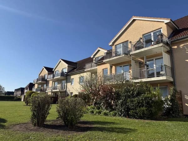 Immobilie in Bad Segeberg - vermietete 2 Zimmer Wohnung mit Balkon und Stellplatz - Bild 0