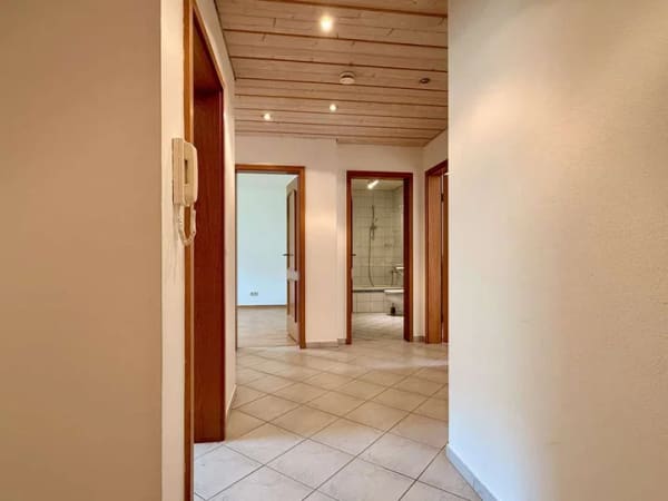 Immobilie in Traunstein - Gut geschnittene 3-Zimmer-Erdgeschosswohnung  - Bild 1
