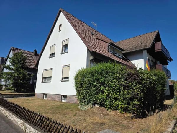 Immobilie in Rödental - Die ganze Familie unter einem Dach - Großzügiges Mehrfamilienhaus mit 3 Garagen - Bild 0