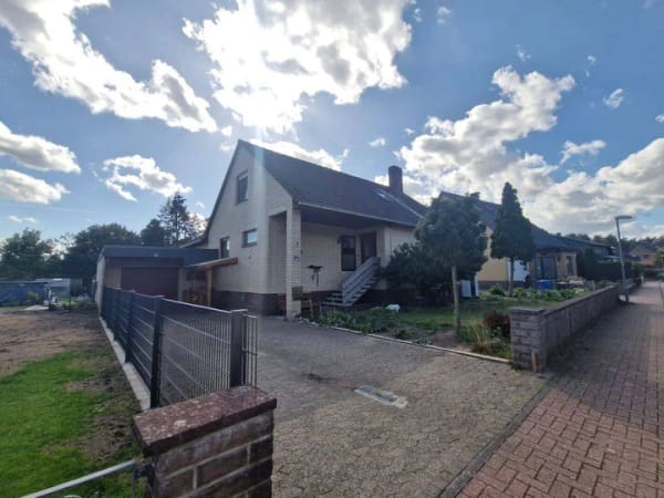 Immobilie in Meinersen - Großzügiges EFH mit 180m² Wohnfläche und 1500m² Grundstück in ruhiger Lage Meinersen,Ort : Seershausen - Bild 1