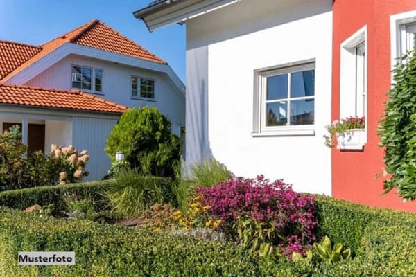 Immobilie in Ahlen - Doppelhaushälfte nebst Wintergarten und Garage - Bild 0