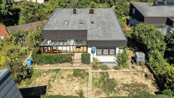 Immobilie in Schwaigern - Gepflegtes Wohnhaus mit großem Garten und viel Gestaltungspotenzial - Bild 2