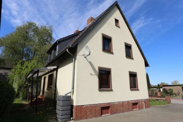 Immobilie in Isenbüttel - Für Handwerker - Teilmodernisiertes Wohnhaus in Isenbüttel - Bild 1