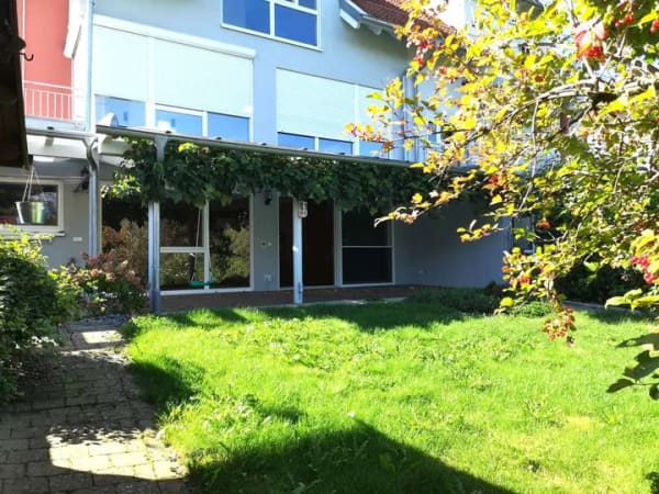 Immobilie in Oberteuringen - Außergewöhnl. neuwert. 3,5Zi.-Whg. über 2 Ebenen: Wohnjuwel mit eig. Gartenparadies und XXL-Garage - Bild 4