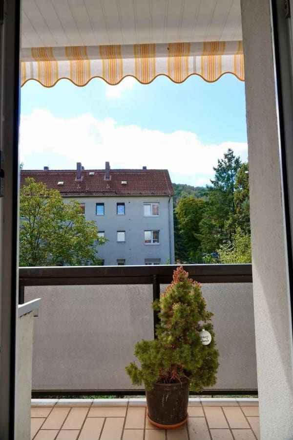 Immobilie in Thale - Eigentumswohnung zur sofortigen Selbstnutzung wartet auf Sie - Balkon und EBK inklusive! - Bild 0