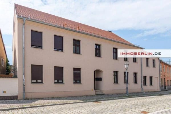 Immobilie in Luckenwalde - IMMOBERLIN.DE - Kernsaniertes Mehrfamilienhaus mit Potenzial in wohnlicher Lage - Bild 0