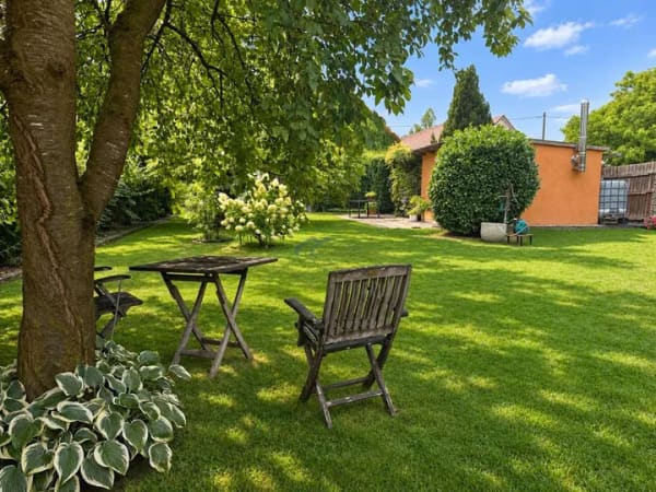 Immobilie in Meitingen - Schorer-Immobilien: Zweifamilienhaus in zentraler Lage von Meitingen-Ostendorf - Bild 0