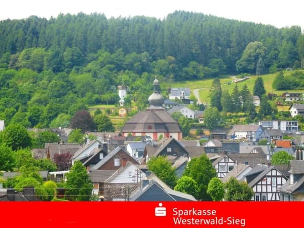 Immobilie in Daaden - Hoch hinaus in die eigenen vier Wände - Dachgeschosswohnung in zentraler Wohnlage  - Bild 0