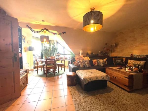 Immobilie in Willich - Vermietete Dachgeschosswohnung 2 Zimmer kleiner Balkon 3. Etage im Ortskern Willich zu verkaufen . - Bild 4