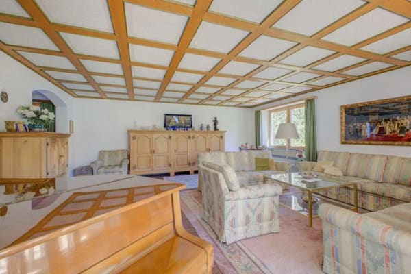 Immobilie in Erdweg - Architektenhaus im Split-Level-Stil auf großzügigem Grundstück - Bild 2