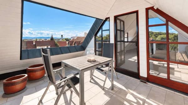 Immobilie in Kressbronn am Bodensee - Berg- und Bodenseeblick inklusive: Großzügige 4-Zimmer-Maisonette in Kressbronn - Bild 0
