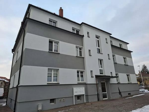 Immobilie in Coswig - Attraktives Wohnungspaket in Coswig: 2 vermietete ETW + 2 Stellplätze | ca. 125 m² | Provisionsfrei - Bild 1
