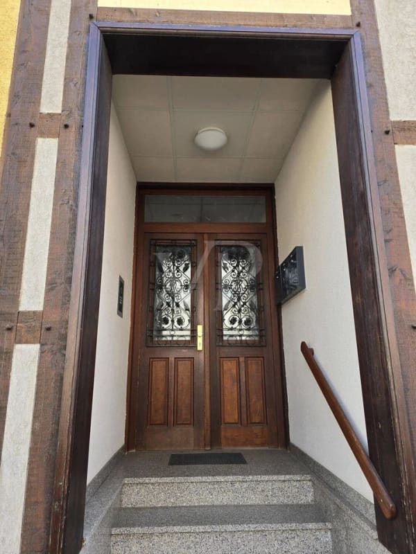 Immobilie in Nordhausen - Zeitlos charmantes Dreifamilienhaus - Südausrichtung, Balkone & kleine Grünoase - in bevorzugter Lage von Nordhausen - Bild 2