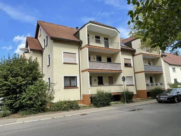 Immobilie in Trossingen - Ein-Zimmer-Wohnung mit Balkon und Kfz-Stellplatz - Bild 0