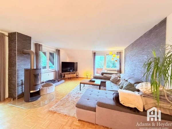 Immobilie in Niestetal - ***neuer Preis*** Gemütliche Dachgeschoss-Wohnung mit 2 Balkonen in Niestetal - Bild 2