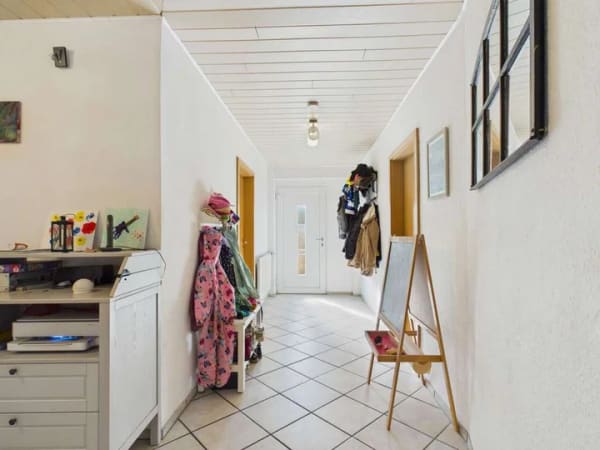 Immobilie in Bollingstedt - Gepflegtes Zweifamilienhaus in Gammellund – zwei vermietete Wohneinheiten mit eigenem Zugang - Bild 2