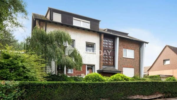 Immobilie in Datteln - Attraktives Mehrfamilienhaus mit sechs Wohneinheiten und großzügigem Gartengrundstück
 - Bild 0