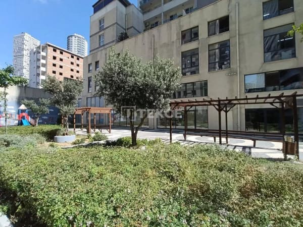 Immobilie in Waldeck - Wohnung mit Seeblick und Badezimmer en suite in Esenyurt Istanbul - Bild 3