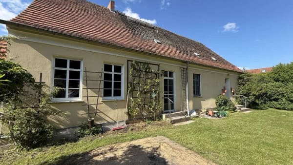 Immobilie in Groß Kreutz (Havel) - Leben in einer alten Schule auf 1.425 qm großem Grundstück - Bild 2