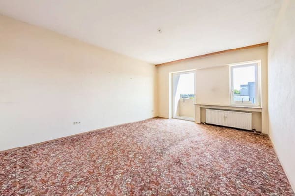 Immobilie in Erding - AIGNER - 4,5 Zimmer zum Renovieren in Erding: Seltene Gelegenheit mit großem Wohnwert und Potenzial - Bild 3