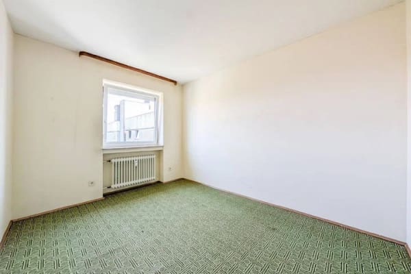 Immobilie in Erding - AIGNER - 4,5 Zimmer zum Renovieren in Erding: Seltene Gelegenheit mit großem Wohnwert und Potenzial - Bild 4