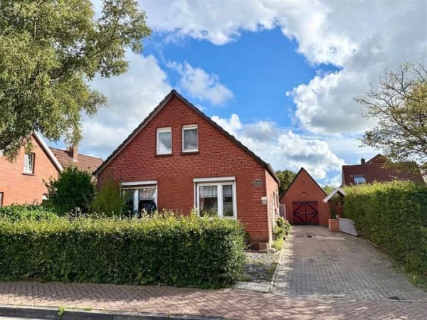 Immobilie in Aurich - 1 Haus - viele Möglichkeiten - Bild 0