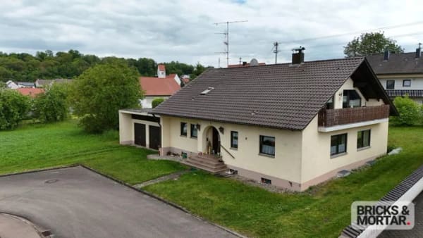 Immobilie in Aislingen - Einfamilienhaus freistehend in Aislingen - Bild 1