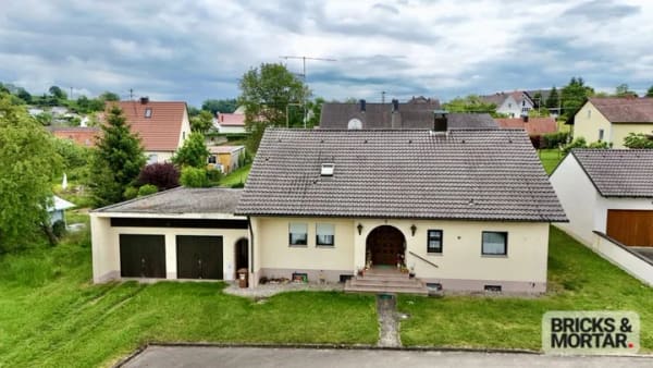 Immobilie in Aislingen - Einfamilienhaus freistehend in Aislingen - Bild 2
