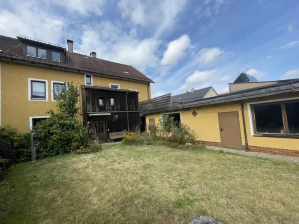 Immobilie in Vohenstrauß - Einfamilienhaus freistehend in Vohenstrauß - Bild 1