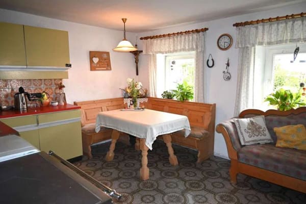 Immobilie in Perlesreut - Uriges Bauernhaus mit Stall und Stadl! Landwirtschaftsfläche inklusive! - Bild 4