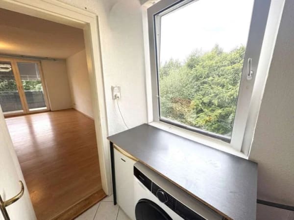 Immobilie in Oldenburg - Solide Kapitalanlage! 1-Zimmer-Wohnung mit Loggia in ruhiger Wohnlage - Bild 4